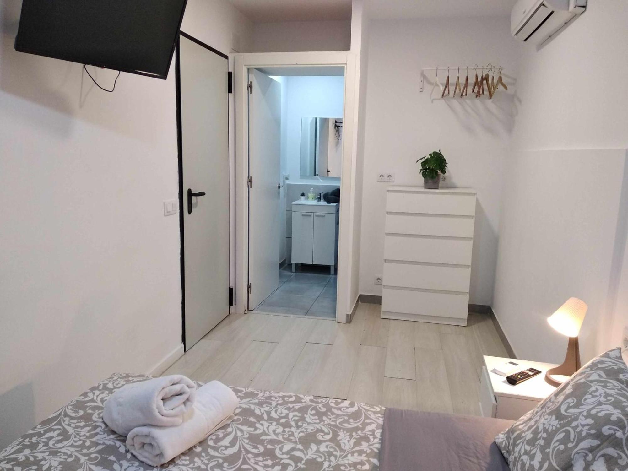Hostal Urban Basic L'Hospitalet de Llobregat Chambre photo